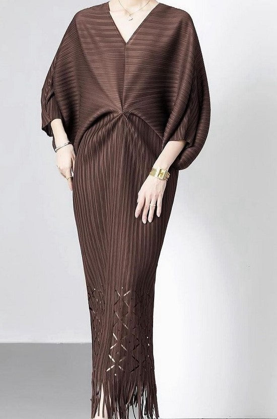 Kimono with cutwork details (Brown)